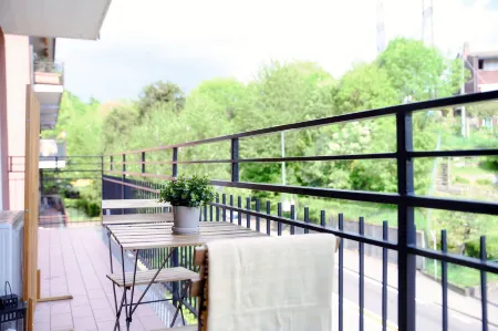 Moonlight - by Myhomeincomo Отели рядом с достопримечательностью «Parco di Villa Peduzzi»