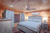 Downtown Spacious Wooden Cabin Location View Peace