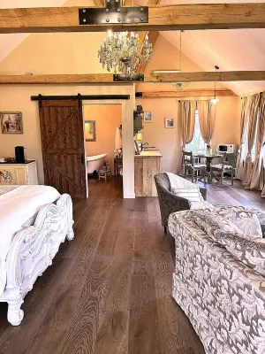 The French Cottage for a Romantic Getaway