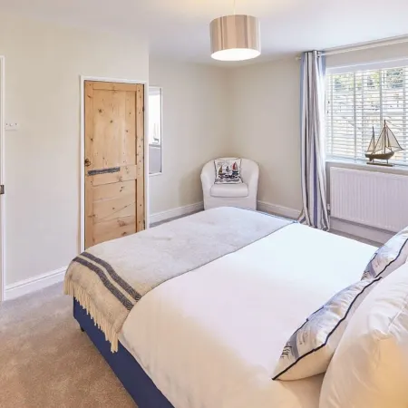Host & Stay - Spring Cottage