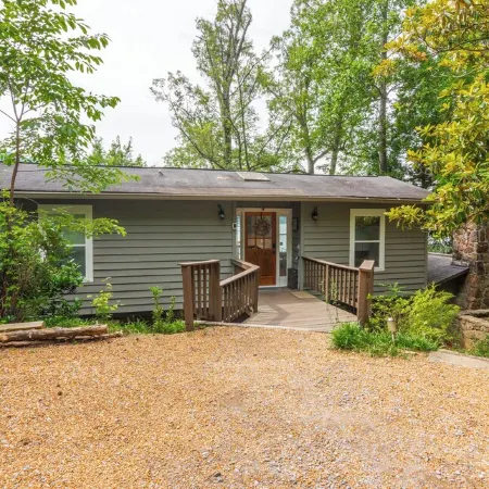 Lakefront Seclusion! - UPDATED! Dock, Hot tub, fire pit, pet friendly with fee,