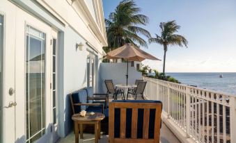 NEW Oceanfront Condo in George Town