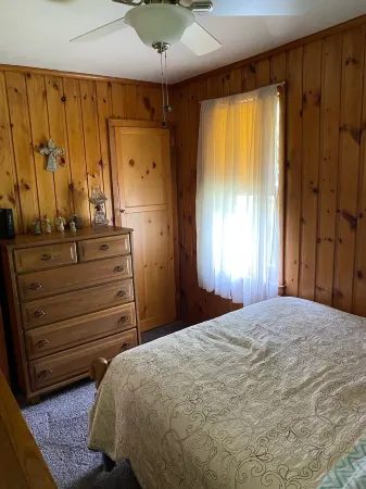 Winter Garage Parking! Lake House 30 Minutes from Wisconsin Dells. Отели рядом с достопримечательностью «Парк Френдшип»