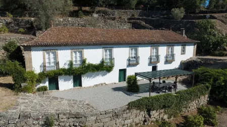 Quinta do Loureiro - Douro - Baião - Private - Heated Pool - Stunning Views .