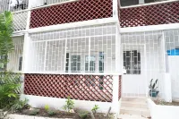 Cosy one bedroom condo in Holetown, St. James with pool access!!