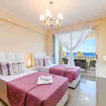 Royal Beachfront Villa Rooms