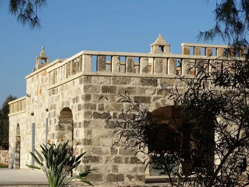 Carefully renovated, located in the very calm countryside with seaview Hotels in Maruggio