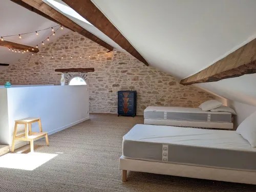 Le vieux tilleul - spacious villa in the heart of a village near Uzès