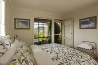 Tara Cottage - pet friendly Hotels near Lake Daylesford Park