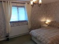 Executive House,WiFi,Superb Views,Pets O.K.Walk into Llanrwst.Sleeps 7+Baby/cot