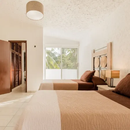 Luxurious & Comfortable Residence!!! - Hotel Zone - Condo on The Beach