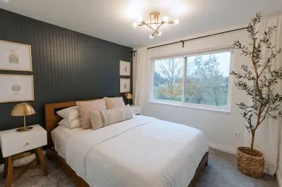 Hygge House-luxurious secluded 3BR guesthouse Hotels near The Aerie at Eagle Landing