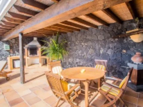 A2 Casas Y Villas juan y juani lanzarote (tomaren) Free WiFi Hotels in San Bartolome