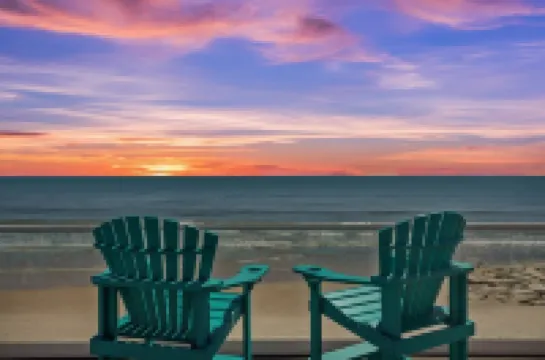 Oceanfront Townhouse - on the beach!