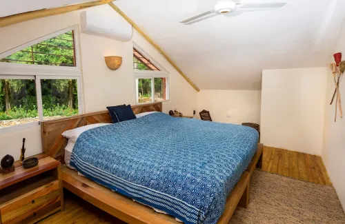 Private retreat with jungle spa, short walk from quiet beach