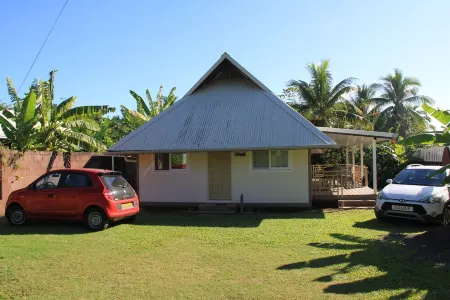 FARE AT MARIE LOU Отели в г. Муреа