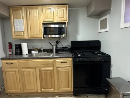 Gorgeous private studio close to EWR, NYC & Kean U