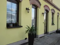 Vacation Apartment "Zum Alten Pferdestall" - Somewhere in the Middle of Nowhere