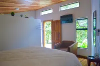 Gamaí Monteverde, apartamento full equipado, para vacaciones o trabajo
