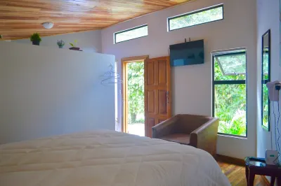 Gamaí Monteverde, apartamento full equipado, para vacaciones o trabajo