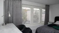 Kotimaailma Penthouse Studio Các khách sạn gần Ristinkirkko