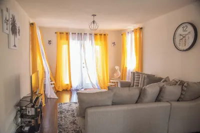 Stylish 2BR 1Bath APT with Pool and Deck, a stone's throw from St. Lawrence Gap. Hotel a 