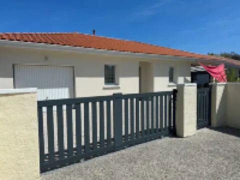 Maison Villa 6 Personnes Jacuzzi Privé Calme 3km Plage Labenne, 500 m Commerce