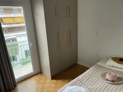 Centrally located full floor apartment 2 blocks to the beach newly renovated