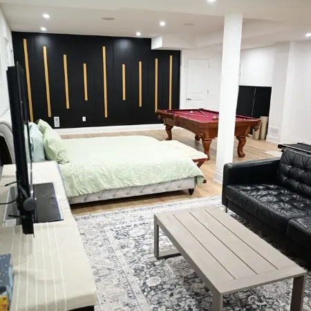 Studio Apartment in the heart of Caledon