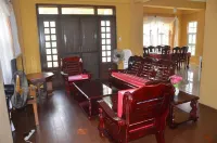 Canyon Woods Resort TAGAYTAY Area STAY Rent Furnished House and PLAY Golf Hotel a Lemery