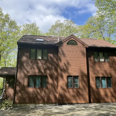 Beautiful Waterville Estates country home