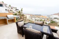 NewtoVrbo Cozy 2bd OceanView apartment in enchanting Cabo San Lucas w/ AC, WiFi