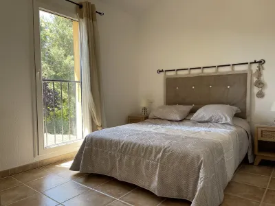 San Cipriano (St Cyprien) 6 pers conditioned villa, in residence Các khách sạn ở 