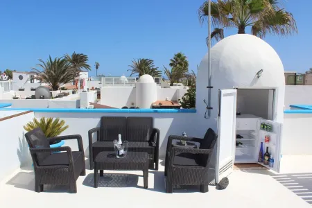 Privilege Bay-Villa Chennai-sea view and natural park view. Beachfront location.