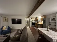 2 Bedroom with Hot Tub - 1 Minute from Gondola - Skyeship House