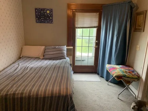 5 Bedrooms! 5 Bathrooms! 300 Foot Dock! Waterfront! Family-Friendly! Hotel a Clay Township