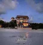 Casa Libelula Beachfront House