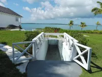 BREATHTAKING : on water front with panoramic views + pool + dock