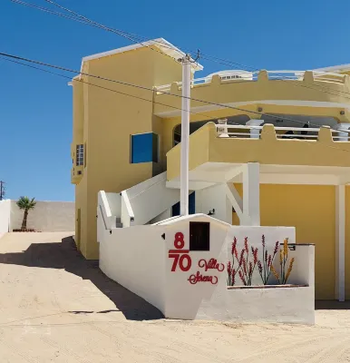 MODERN 5 Star Home in Las Conchas. IMPECCABLY CLEAN,  A+ views. PRIVATE