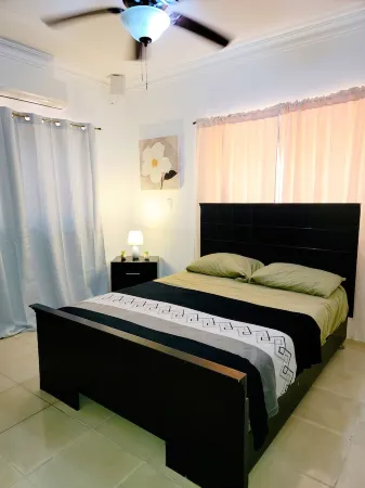 Spacious 2BR/2Baths wifi and Private Pool