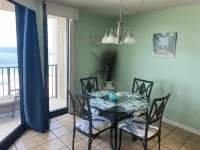 Romantic One-Bedroom Condo in Orange Beach - Beautiful Gulf-Front Views.