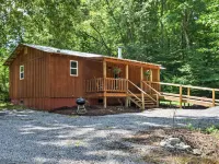 Kentucky Cabin w/ 2 Fishing Ponds & Trail Access Hotels in Calloway County