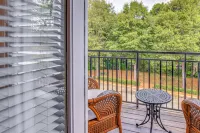 2 Private Balconies, Sanford Stadium 2 Mi - 4-Star