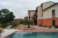 Contact Hôtel le Minervois - Hôtel & Restaurant Au Nord de Carcassonne - Pool