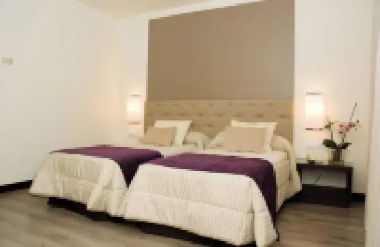 Hotel Complejo París Hotels in La Sagra