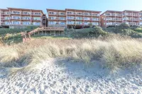Hallmark Resort in Cannon Beach