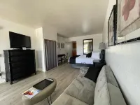 Holiday Isles Resort Hotels in Madeira Beach