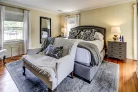Stagecoach Inn Hotels in Goshen