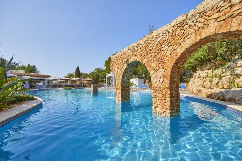 Ola Apartamentos Cala d'Or - 3 ดาว