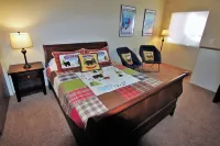 Summit Ski Shack